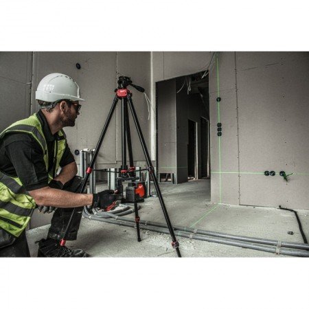Kryžminis lazerinis nivelyras MILWAUKEE L4CLLP-301C-Nivelyrai-Matavimo įrankiai-Milwaukee-irankiai-darbui