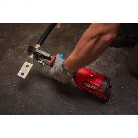 Akum. hidraulinės kabelių užspaudimo replės MILWAUKEE M18 HCCT-201C-Kiti akumuliatoriniai įrankiai-Akumuliatoriniai įrankiai-Mil