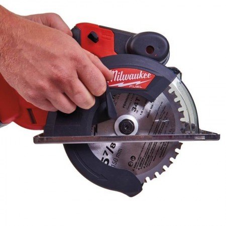 Akumuliatorinis diskinis metalo pjūklas MILWAUKEE M18 FMCS-0X-Akumuliatoriniai pjovimo įrankiai-Akumuliatoriniai įrankiai-Milwau