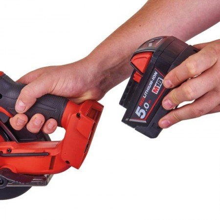 Akumuliatorinis diskinis metalo pjūklas MILWAUKEE M18 FMCS-0X-Akumuliatoriniai pjovimo įrankiai-Akumuliatoriniai įrankiai-Milwau