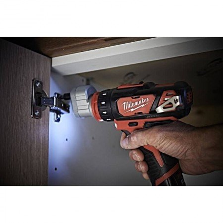 Akumuliatorinis gręžtuvas MILWAUKEE M12 BDDXKIT-202C-Akumuliatoriniai suktuvai/gręžtuvai-Akumuliatoriniai suktuvai, gręžtuvai ir
