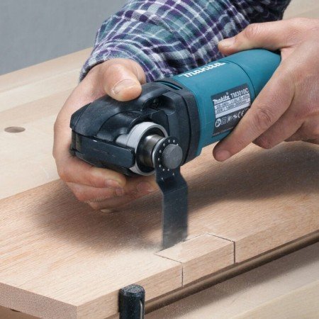 Universalus švytuoklinis įrankis MAKITA TM3010CX2J-Daugiafunkciai įrankiai-Elektriniai įrankiai-Makita-irankiai-darbui