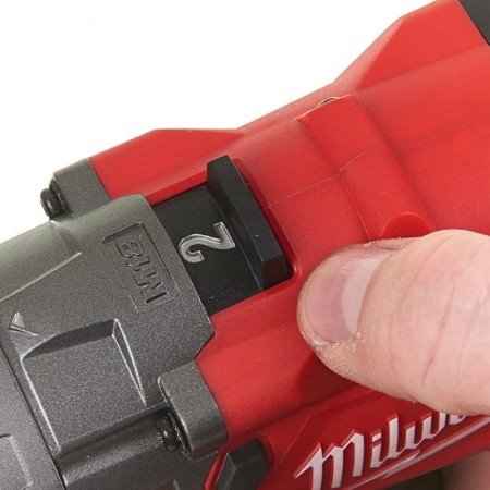 Akumuliatorinis smūginis gręžtuvas MILWAUKEE M18 FPD2-402C-Akumuliatoriniai smūginiai gręžtuvai-Akumuliatoriniai suktuvai, gręžt